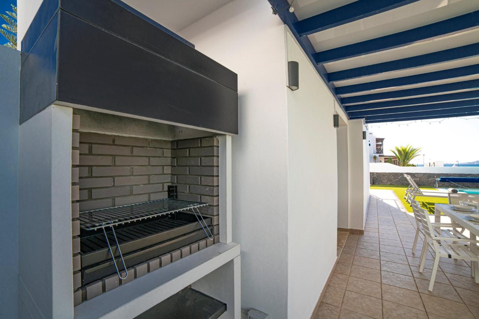 Beautiful Detached Lanzarote Villa 3 Bedrooms Villa Stacruz Bay Stunning Views Close To Amenities Playa Blanca Eksteriør billede